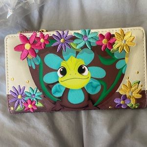 Disney loungefly tangled wallet